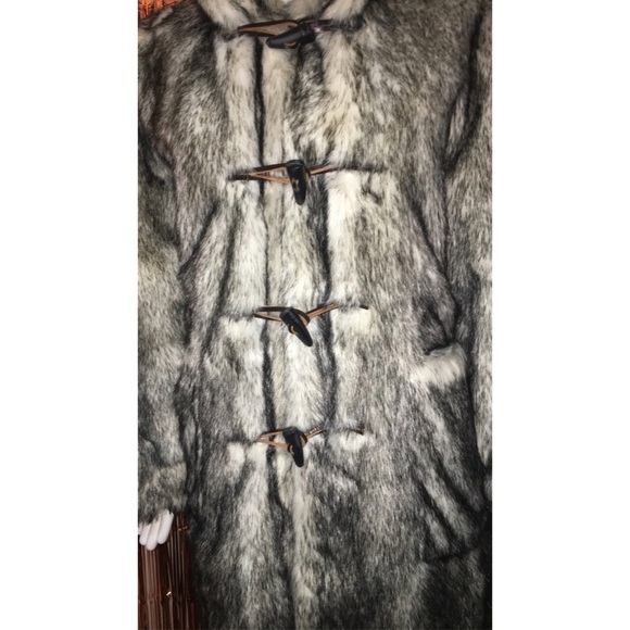 Beautiful, vintage faux-fur coat - Picture 4 of 11